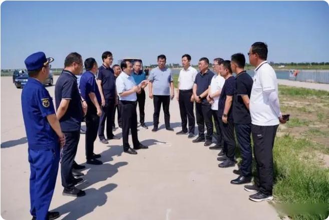 王錦山督導(dǎo)檢查河道防汛、防溺水工作