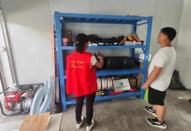 云巖區(qū)紀(jì)委區(qū)監(jiān)委開(kāi)展防汛抗災(zāi)督導(dǎo)檢查 筑牢防汛救災(zāi)堤壩